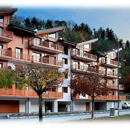 Residenza Finestra Sul Parco Διαμέρισμα Comano Terme Εξωτερικό φωτογραφία